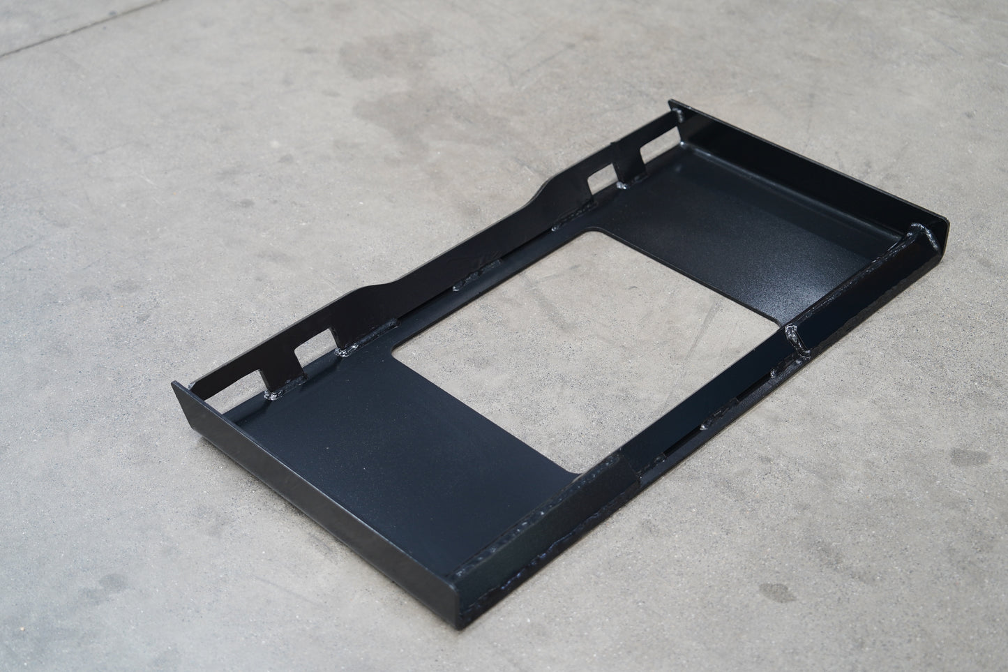 Mount Plate-Compact Skid Steer Attachment