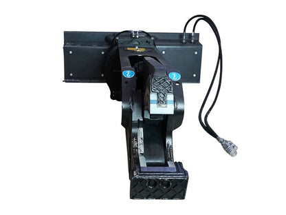 Skid Steer Scrap Shears equipped with rugged 360° rotation system